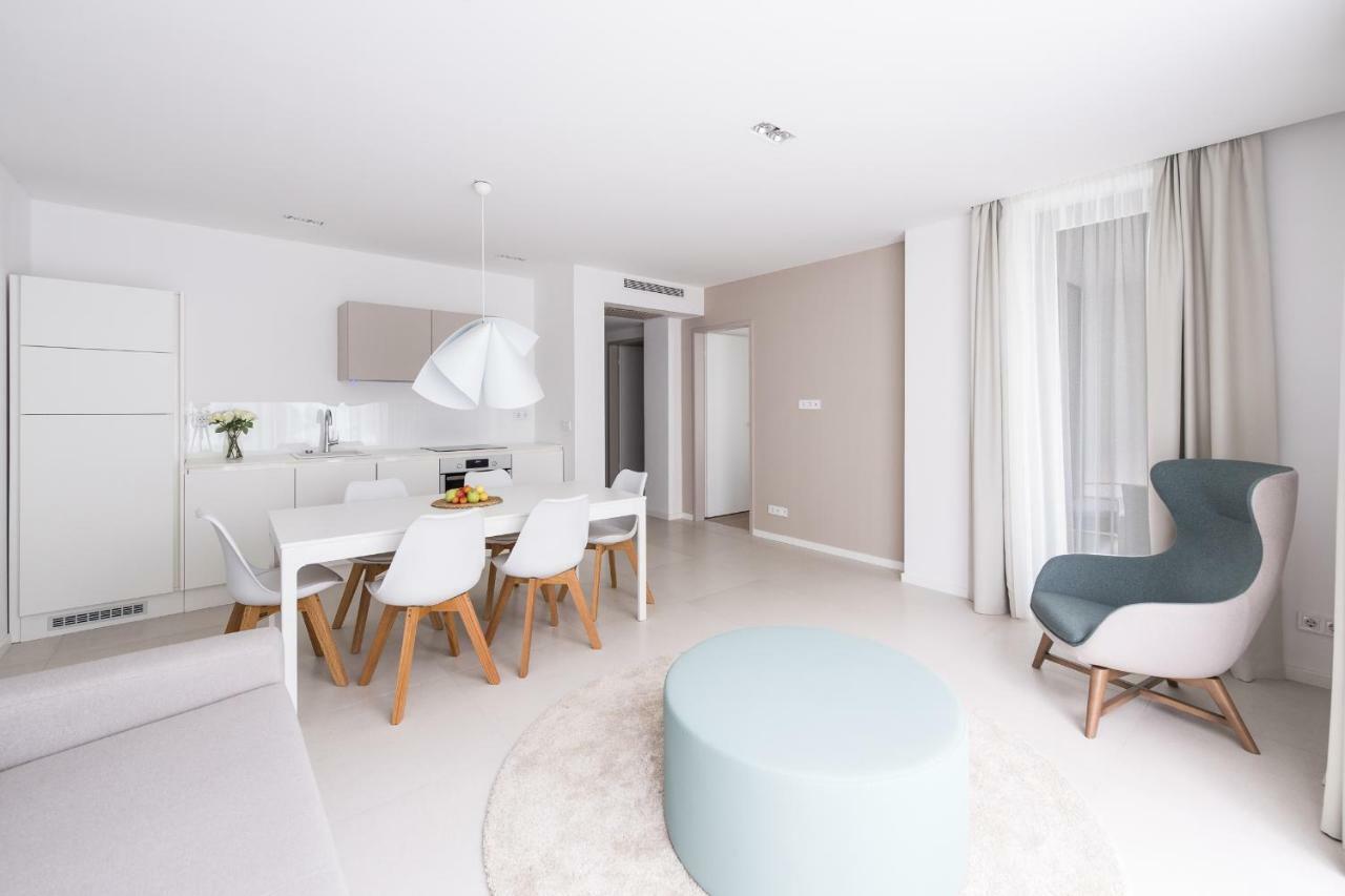 Oliver Lux Tihany Bagian luar foto